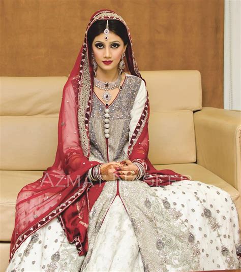 Shop latest luxury fashion from pakistan's top clothing designer. Amazing And Stunning Pakistani Bridal dresses - Top Pakistan