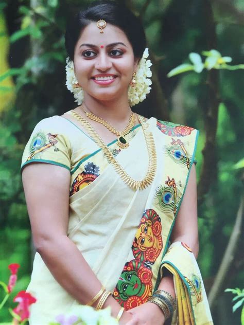 Kerala Bride Hindu Bride South Indian Bride Kerala Kasavu Saree