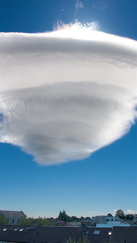 Lenticular Clouds Wallpaper