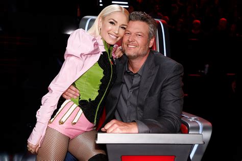 the voice 2022 gwen stefani didn t know blake shelton existed before show nbc insider
