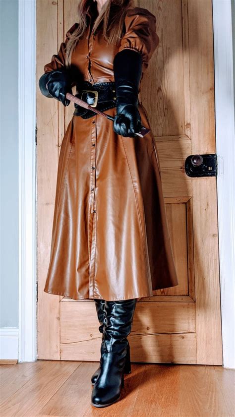 Mistress Claudia True Domme On Twitter Sexy Leather Outfits Leather Outfit Leather Dresses