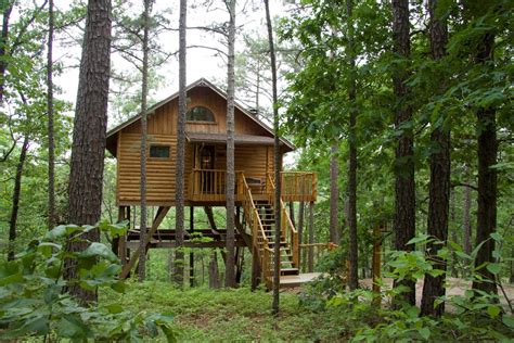 Treehouse Cottages Unique Romantic Getaways Cabin Rentals Eureka