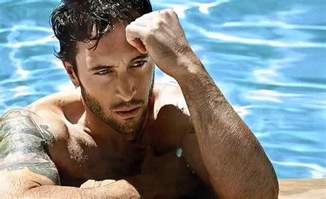 Alex O Loughlin Weight Height And Age Body Measurements