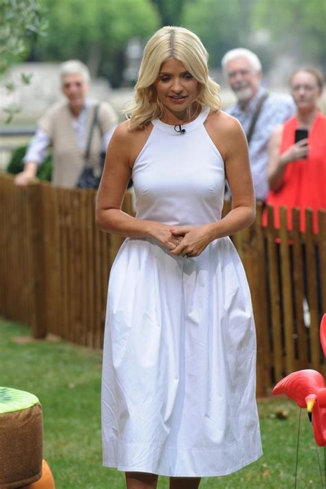 Holly Willoughby Delights In White On Penultimate This Morning Of The Summer Holly Willoughby