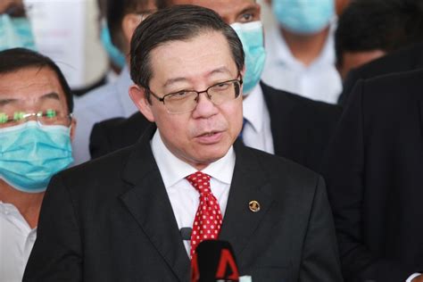 Former finance minister lim guan eng (centre) arrives at the kuala lumpur high court september 9, 2020. Prosecution to amend two charges against Lim Guan Eng ...