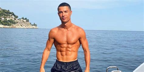 Met Dit Dieet Blijft Topvoetballer Cristiano Ronaldo Een Monster Man Man