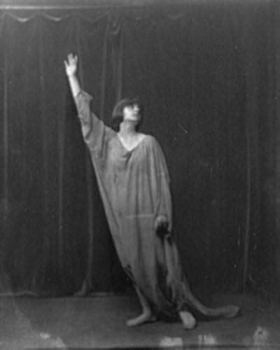 Amazon Isadora Duncan Dancers Photographed By Arnold Genthe