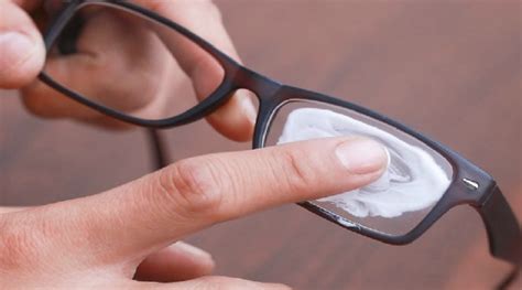 4 Ways To Remove Scratches From Your Glasses 99easyrecipes