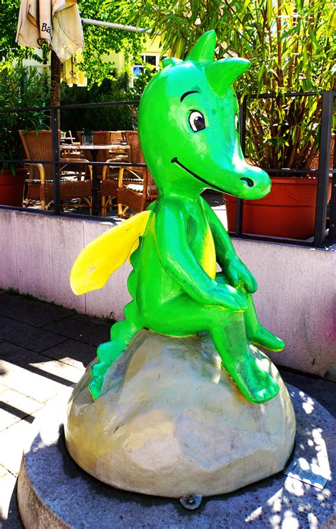 Du kannst sie als newsletter abonnieren. KiKa-Figuren in Erfurt - Tabaluga & Co in Erfurt entdecken