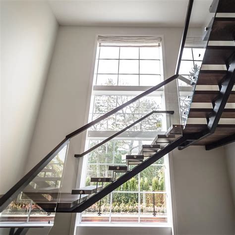 Modern Residential Glass Railing Staircase Solid Wood Tread L Stair