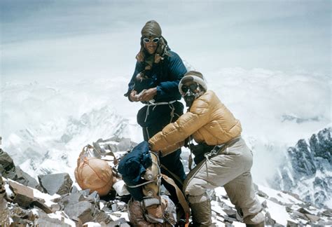70 Jahre Nach Erstbesteigung Massentourismus Am Mount Everest