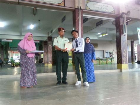 Berikut dikongsikan adalah senarai ranking sekolah terbaik keputusan spm bagi sekolah sbp dan mrsm senarai sekolah terbaik sbp 2018 keputusan spm 2017. Senarai Sekolah Terbaik Spm 2018 Negeri Sembilan - Paket ...