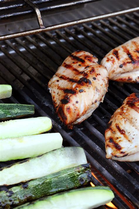 Great served with rice or pasta, or even alone. Easy Grilled Chicken Breast Recipe | POPSUGAR Food