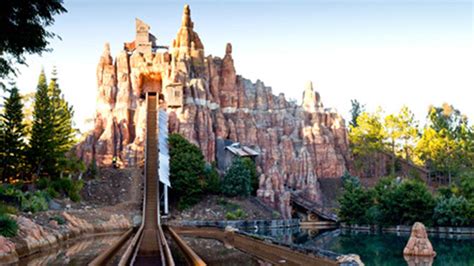 Passengers Freed From Movie Worlds Wild West Falls Adventure Ride