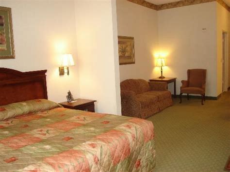 View 58 photos and read 1,176 reviews. Country Inn & Suites By Carlson, Prattville (Millbrook, AL ...