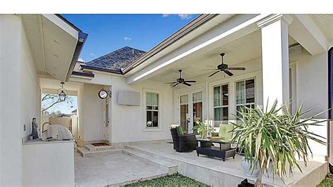 Mansion Monday Stunning Metairie Home Complete With Custom Millwork