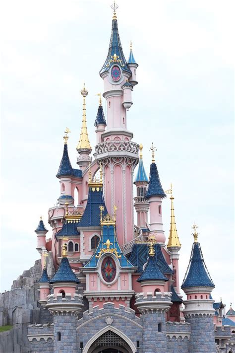 Disneyland Paris Chateau Disney Dessin Find Out