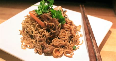 Chao mian chao mein chinese stir frieds noodle. WesFood: Chao Mian - gebratene Nudeln