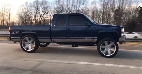 8 Best Squatted Trucks To Mod