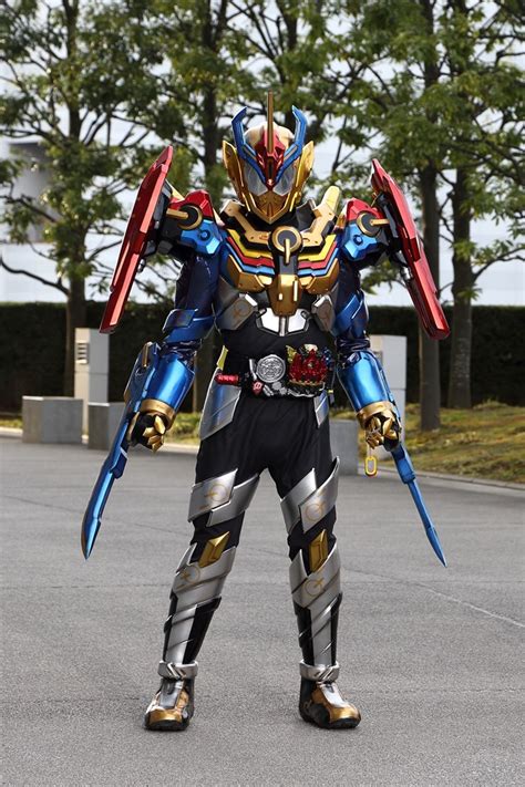 10 years ago when the pandora box was discovered on mars and brought to earth, it's activated and creates a skywall which divides japan into touto, seito, and hokuto resulting into untold chaos. Kamen Rider Grease Perfect Kingdom Form Revealed for Build ...