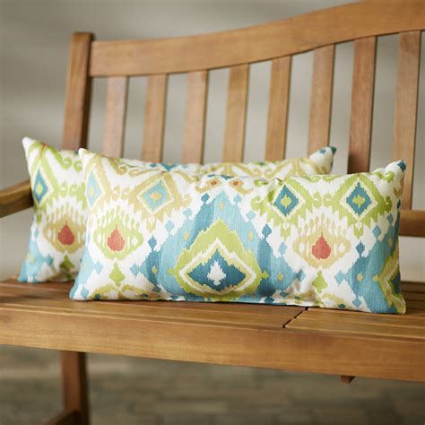 17 Outdoor Lumbar Pillows Background Comfort Bedroom
