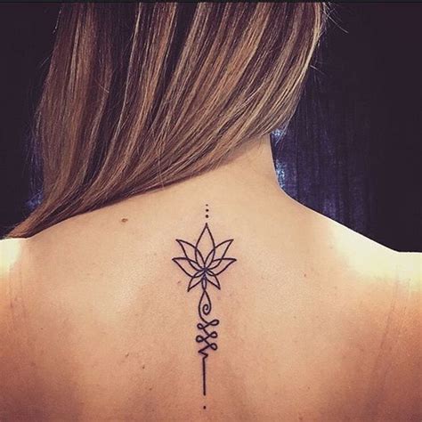 If you want to have the right design, then you should make sure you have your choices narrowed down first. 20 Spine Tattoo Ideas For Women To Flaunt · Beautifulfeed