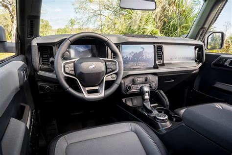 2023 Ford Bronco Everglades Interior Autobics
