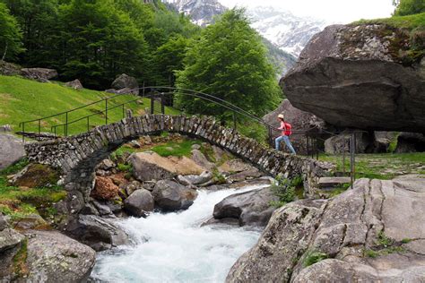 Heres How To See The Foroglio Waterfall In Ticino