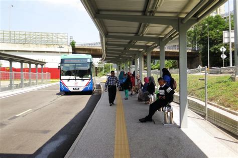 Farecompare mun hjálpa þér að finna bestu hótelin og bera saman verð á fremstu ferðasvæðum. Pusat Bandar Damansara MRT Station - klia2.info