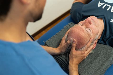 Trattamento Cranio Sacrale Osteopata Milano Gaston Chierico