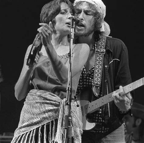 Joan Baez And Bob Dylan Fort Worth Texas May Bob N Joni