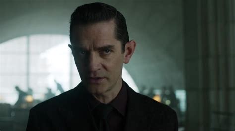 Everyone knows the name commissioner gordon. Recap of "Gotham" Season 2 Episode 4 | Recap Guide