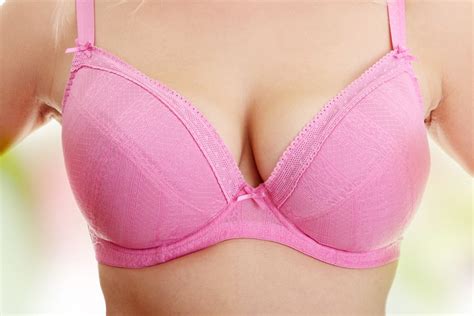 Bras Make Breasts Sag Study Suggests Sagging Breasts Live Science