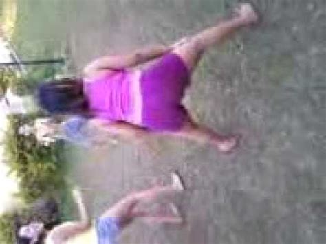 Смотрите meninas dancando 13 años. MENINAS DANÇANDO FUNK - YouTube