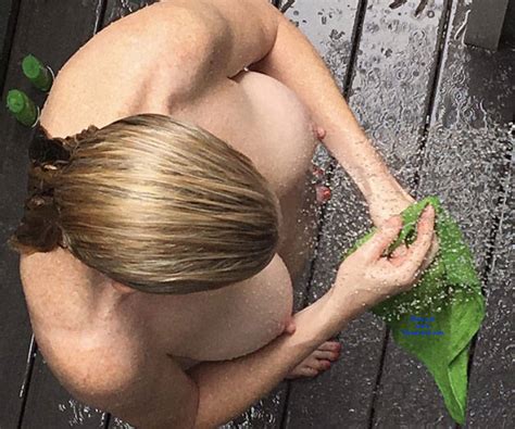Taron Egerton Showers Girlfriend Emily Thomas With Kisses At Rocketman Hot Sex Picture