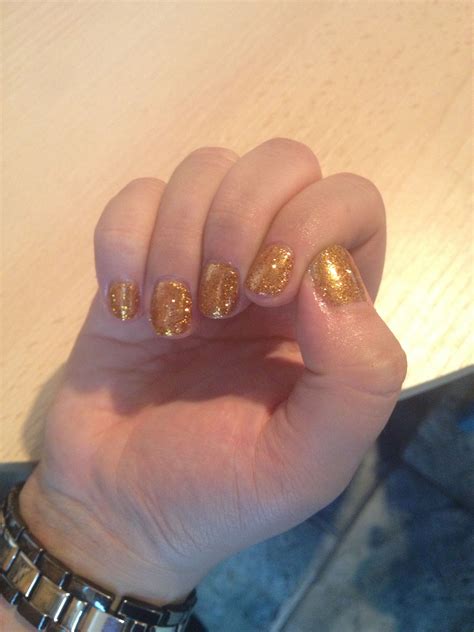 Gold Glitter Red Carpet Manicure Gel Nails Soak Off Varnish Red