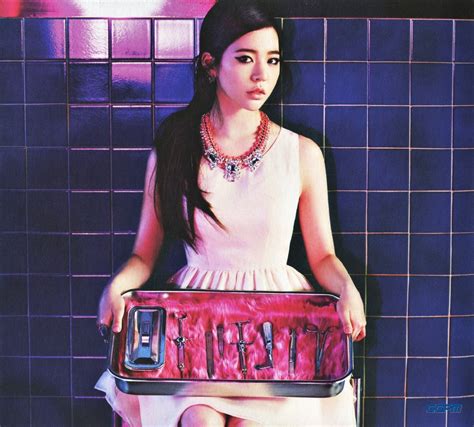 Sunny 4th Album [mr Mr ] Booklet Girls Generation Girls Generation Sunny Korean Girl Band