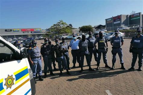 Look Police Officers Deployed To Kzn Hotspots The Citizen