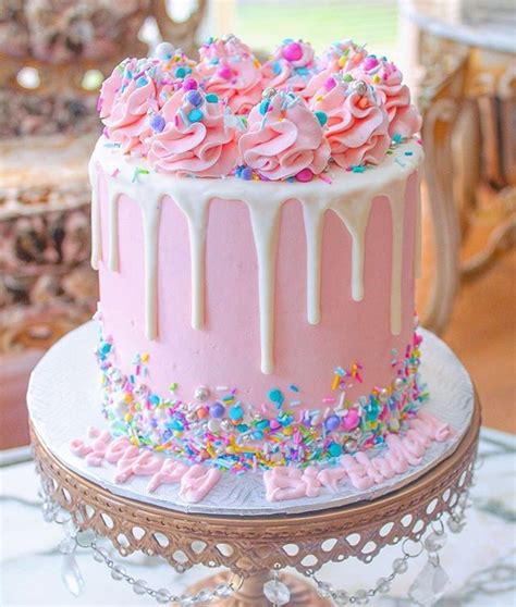 Extra 💕sprinkles Are Always A G🤗🤗d Idea Pretty Pink Cake Created By