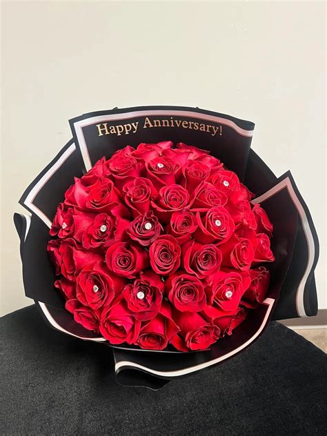 50 Red Rose Bouquet By Memorable Flowers