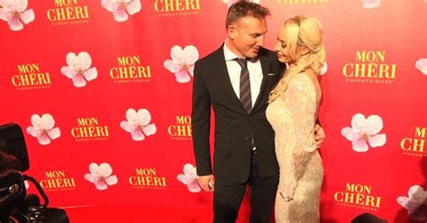 Entdecke rezepte, einrichtungsideen, stilinterpretationen und andere ideen zum ausprobieren. Cora Schumacher: So tickt ihr Neuer | BUNTE.de