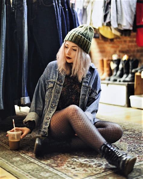 22 Grunge Outfits Ideas With Fishnet Tights Cute Hipster Outfits