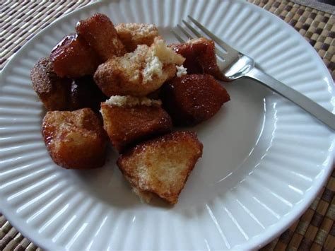 Monkey bread for little christmas monkeys. Monkey Bread - AKA butteriest breakfest ever. - Stilettos & Diapers