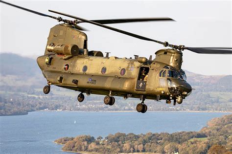 boeing to boost uk royal air force chinook fleet aerotech news and review