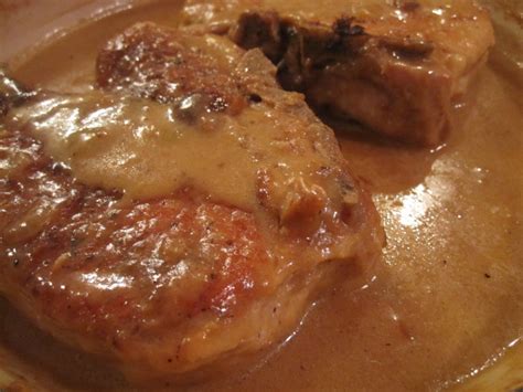 Greek pork chops with squash and potatoes. Stirring the Pot: Throwdown: Smothered Pork Chops