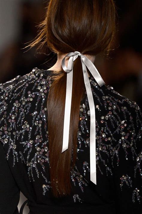 Even shampooing rids your hair of sebum and other nourishing oils. How to get too much conditioner out of hair - MISHKANET.COM