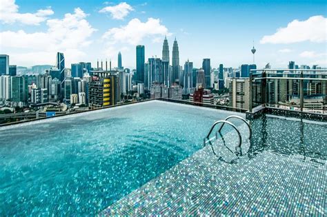 Cool Hotels In Kuala Lumpur With Infinity Pool Views Of The City Hotel Kuala Lumpur Pool City