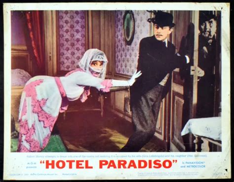 HOTEL PARADISO Alec Guinness Gina Lollobrigida LOBBY CARDS EUR PicClick IT