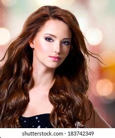 Beautiful Sexy Woman Brown Long Hairs Foto Stok 183742349 Shutterstock