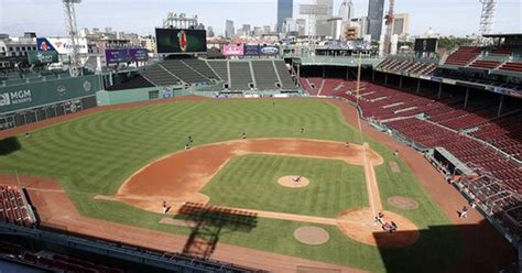 Ballparks To Use Crowd Noise From Video Game During Season